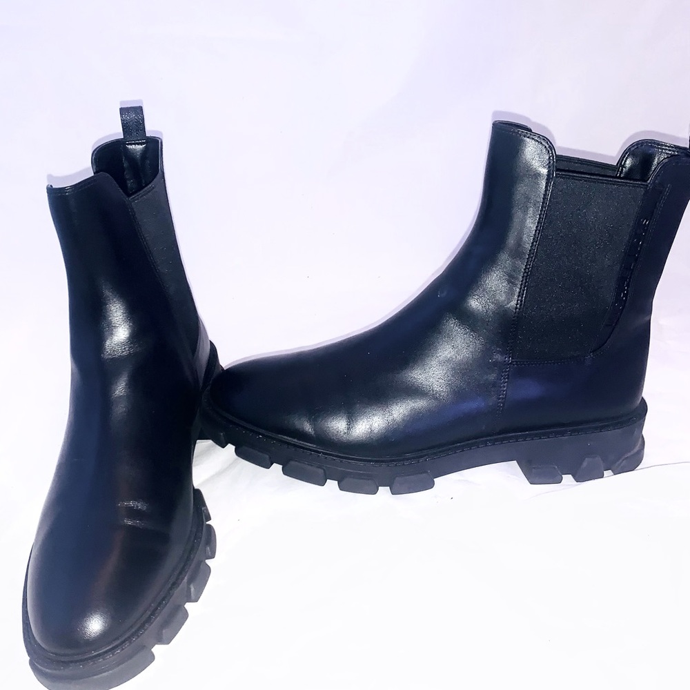 Michael Kors black leather ankle boots - Picture 2 of 3